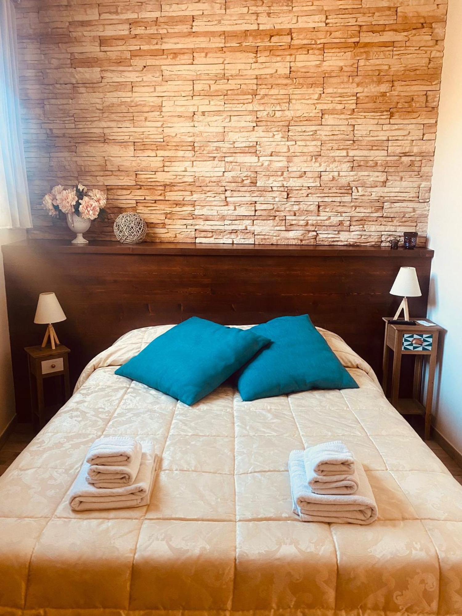 Isolabella Bed & Breakfast มาซารา เดล วัลโล ภายนอก รูปภาพ