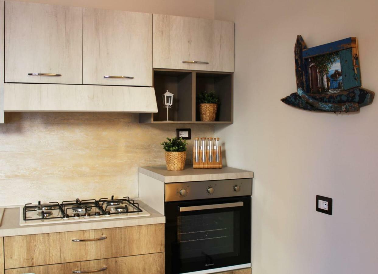Isolabella Bed & Breakfast มาซารา เดล วัลโล ภายนอก รูปภาพ